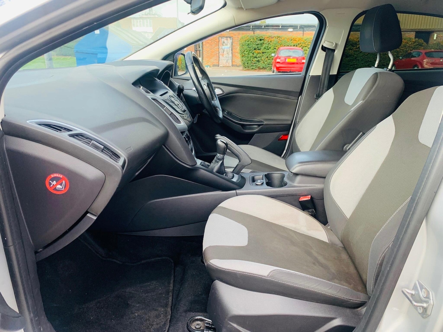 Used Ford Focus 2011 for sale - 76370957: Photo 29