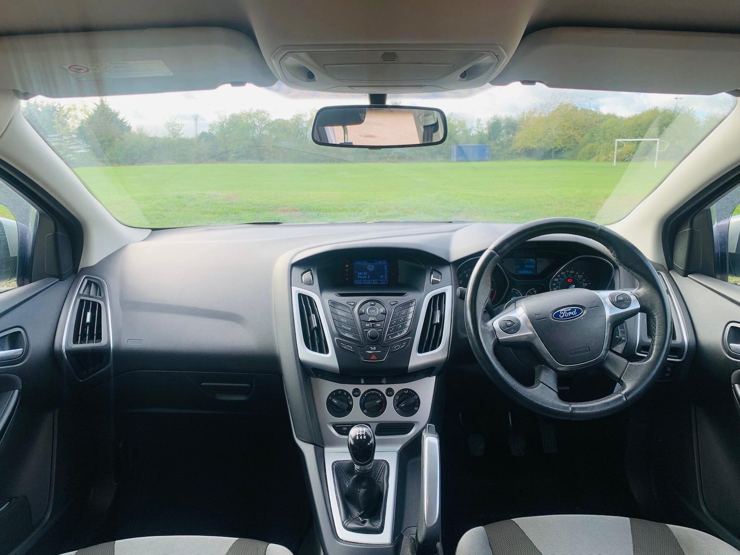 Used Ford Focus 2011 for sale - 76370957: Photo 3