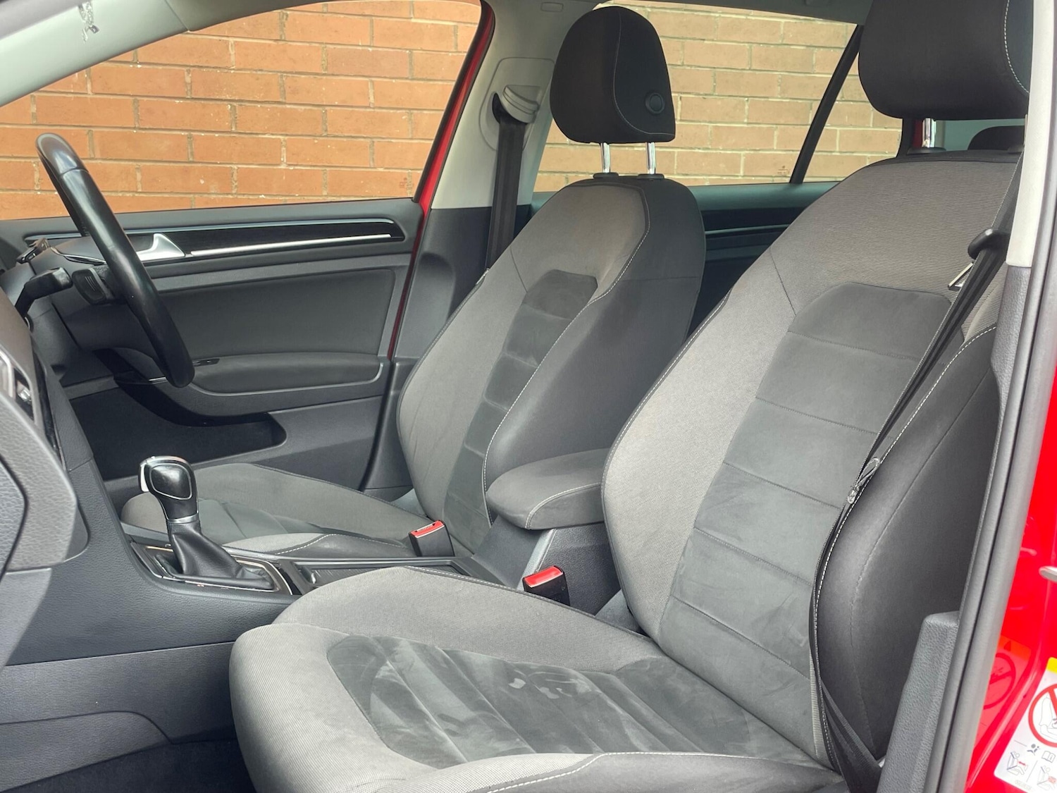 Used Volkswagen Golf 2018 for sale - 75964492: Photo 24