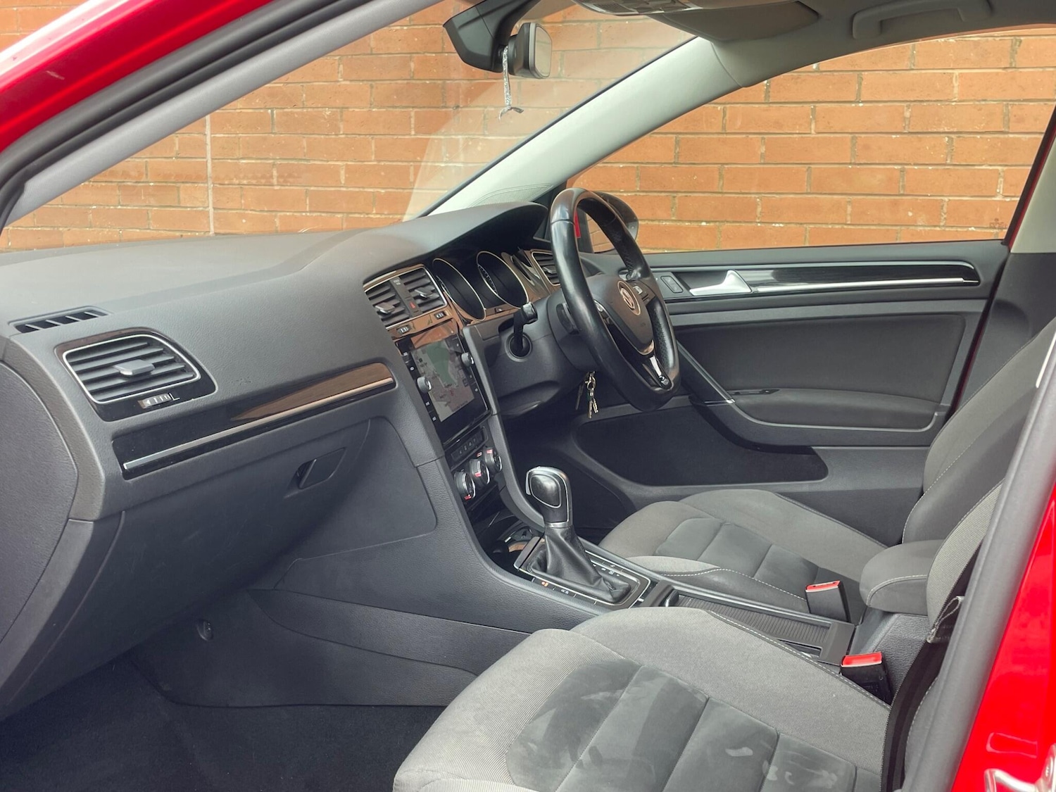 Used Volkswagen Golf 2018 for sale - 75964492: Photo 25