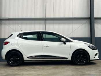 Used Renault Clio 2018 for sale - 74899214: Photo