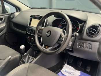 Used Renault Clio 2018 for sale - 74899214: Photo