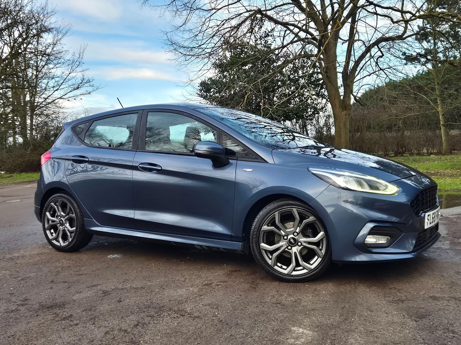 Used Ford Fiesta 2018 for sale - 77598995: Photo 1