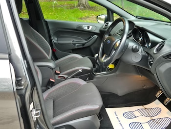 Used Ford Fiesta 2016 for sale - 76423659: Photo