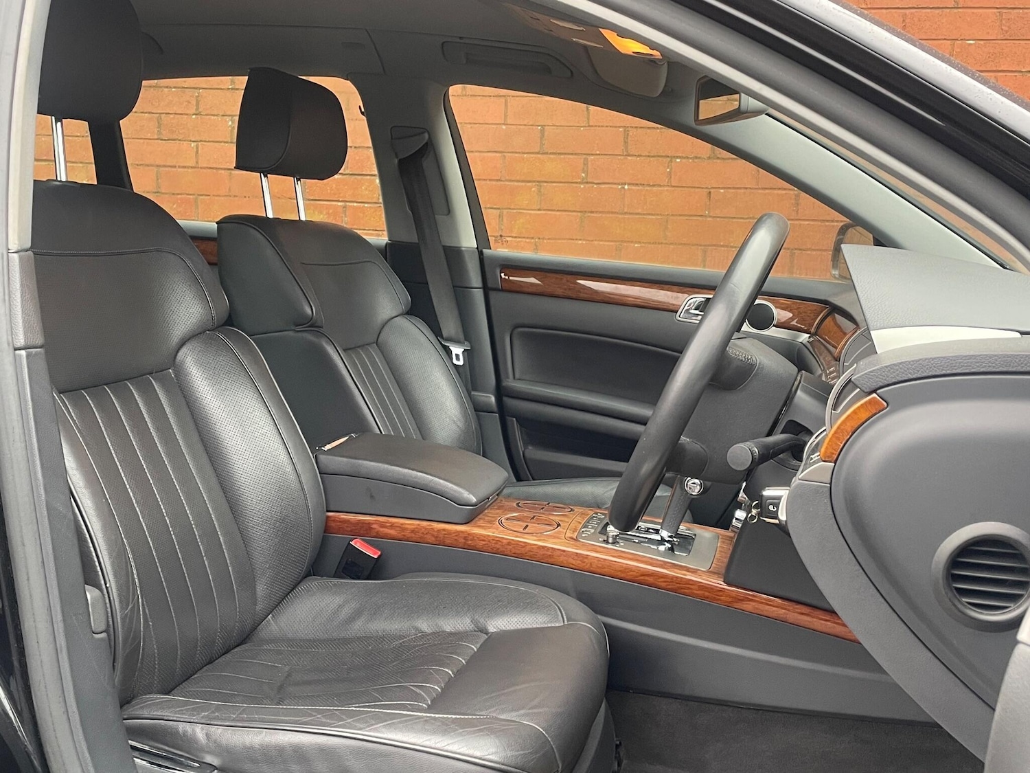 Used Volkswagen Phaeton 2011 for sale - 77537920: Photo 14