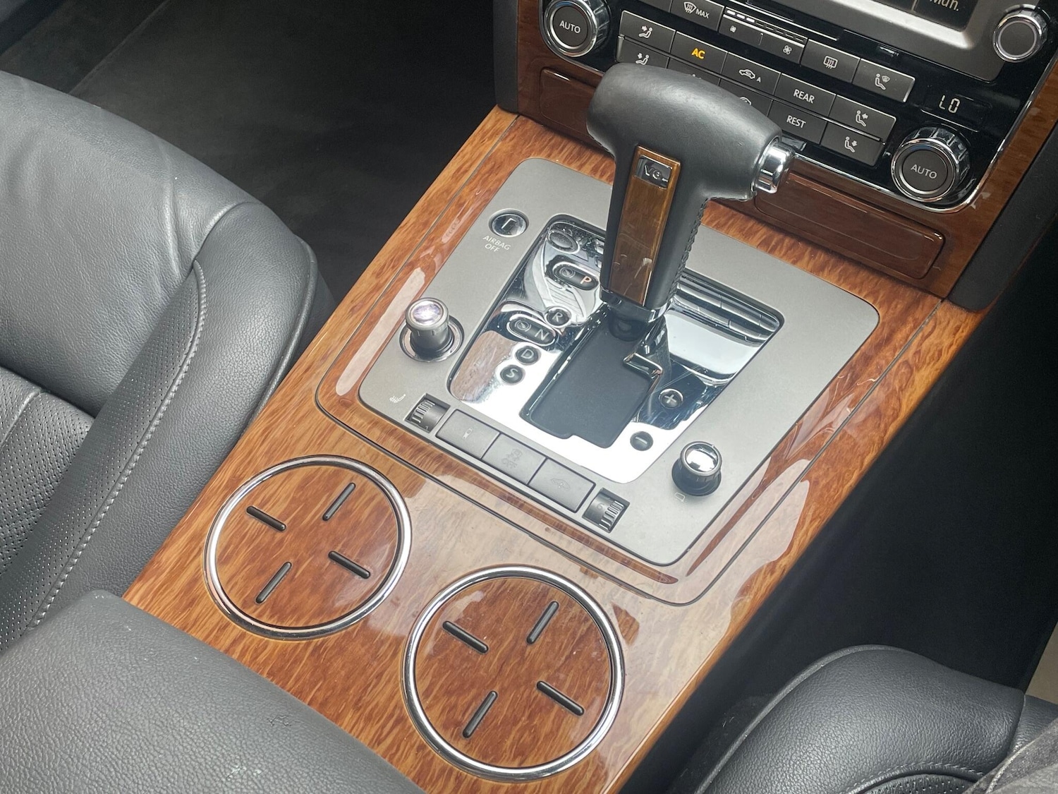 Used Volkswagen Phaeton 2011 for sale - 77537920: Photo 25