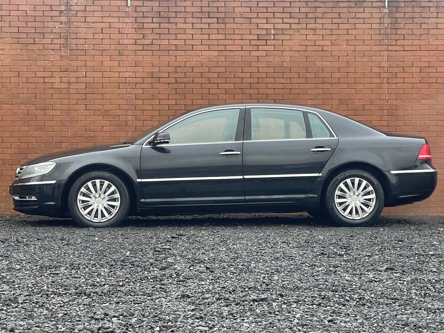 Used Volkswagen Phaeton 2011 for sale - 77537920: Photo 31