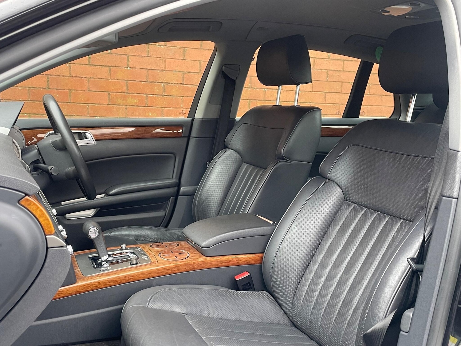 Used Volkswagen Phaeton 2011 for sale - 77537920: Photo 40