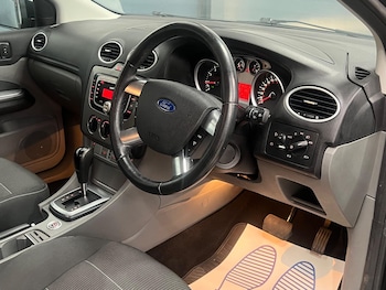 Used Ford Focus 2009 for sale - 75563690: Photo