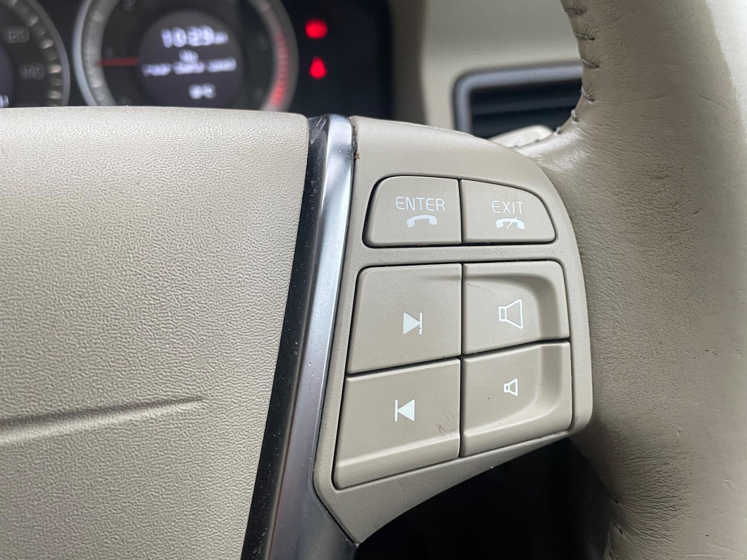 Used Volvo V70 2011 for sale - 77029614: Photo 17