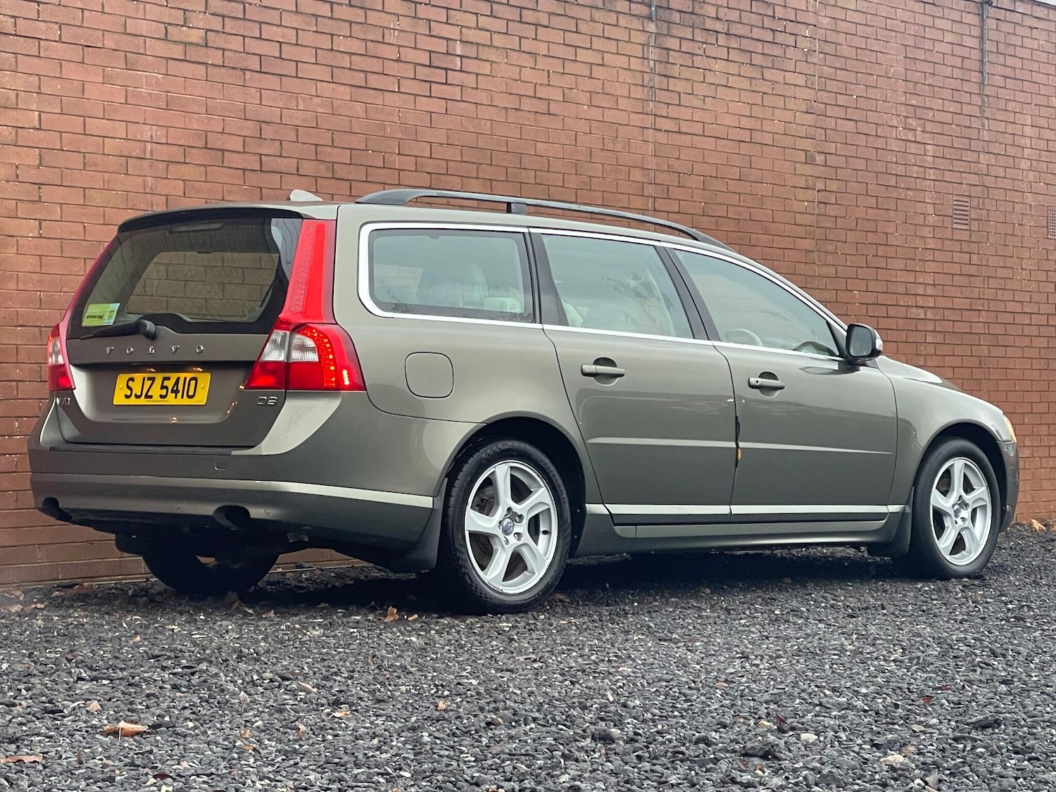 Used Volvo V70 2011 for sale - 77029614: Photo 4