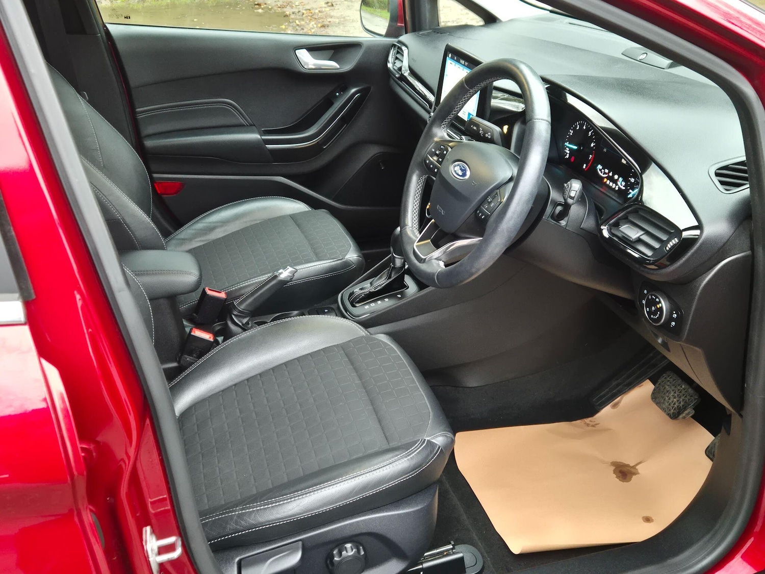 Used Ford Fiesta 2018 for sale - 76887184: Photo 2