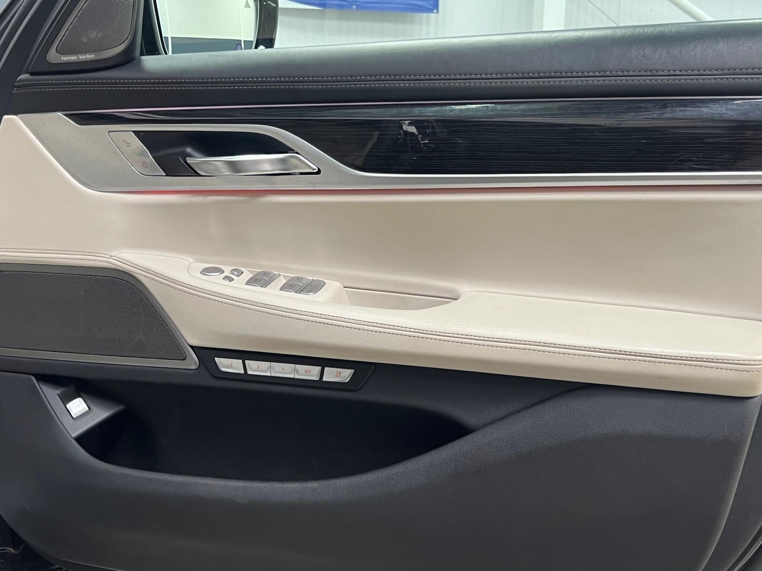 Used BMW 7 Series 2017 for sale - 76997464: Photo 15