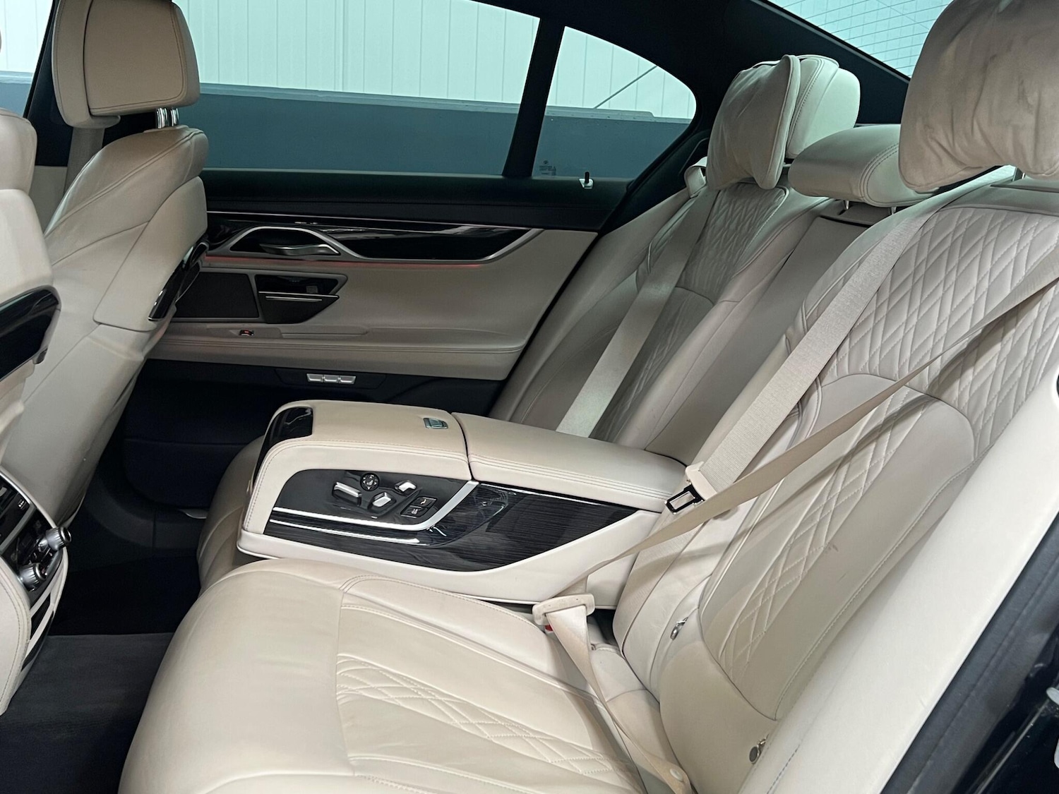 Used BMW 7 Series 2017 for sale - 76997464: Photo 19