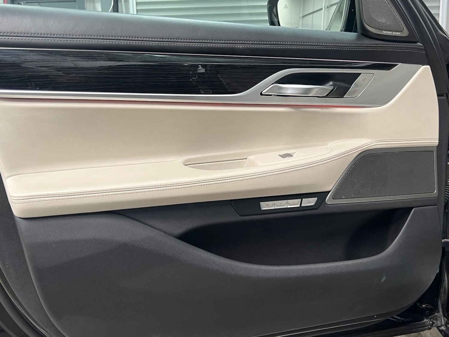 Used BMW 7 Series 2017 for sale - 76997464: Photo 22