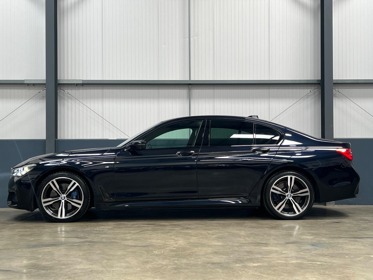 Used BMW 7 Series 2017 for sale - 76997464: Photo 25