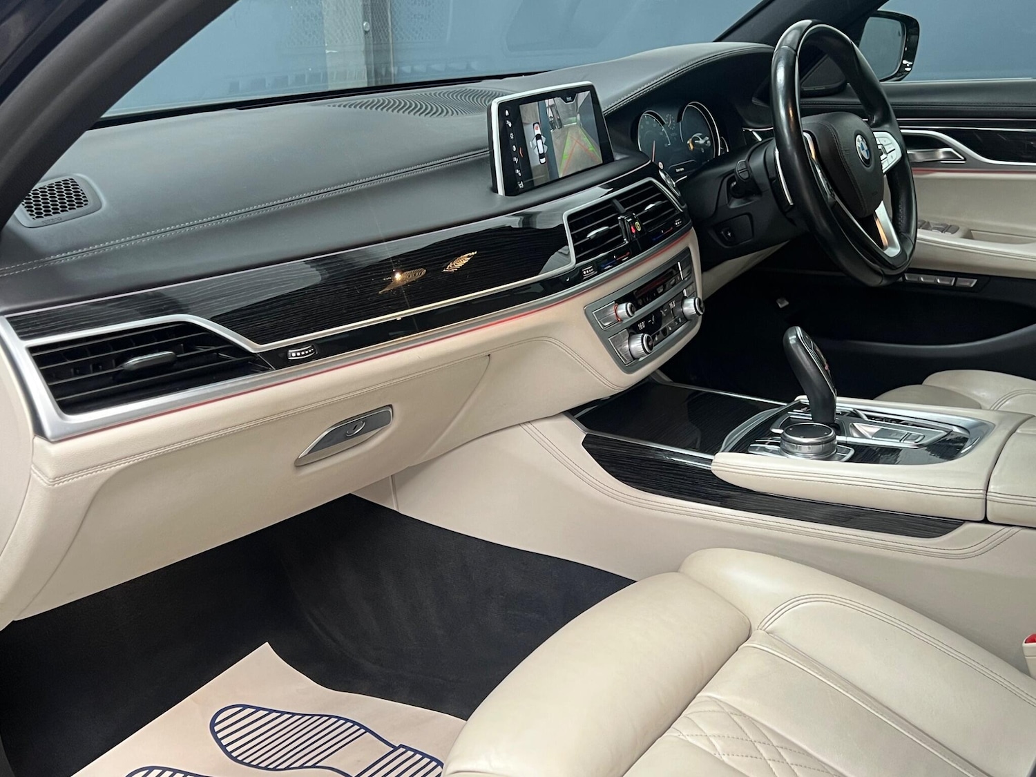 Used BMW 7 Series 2017 for sale - 76997464: Photo 27