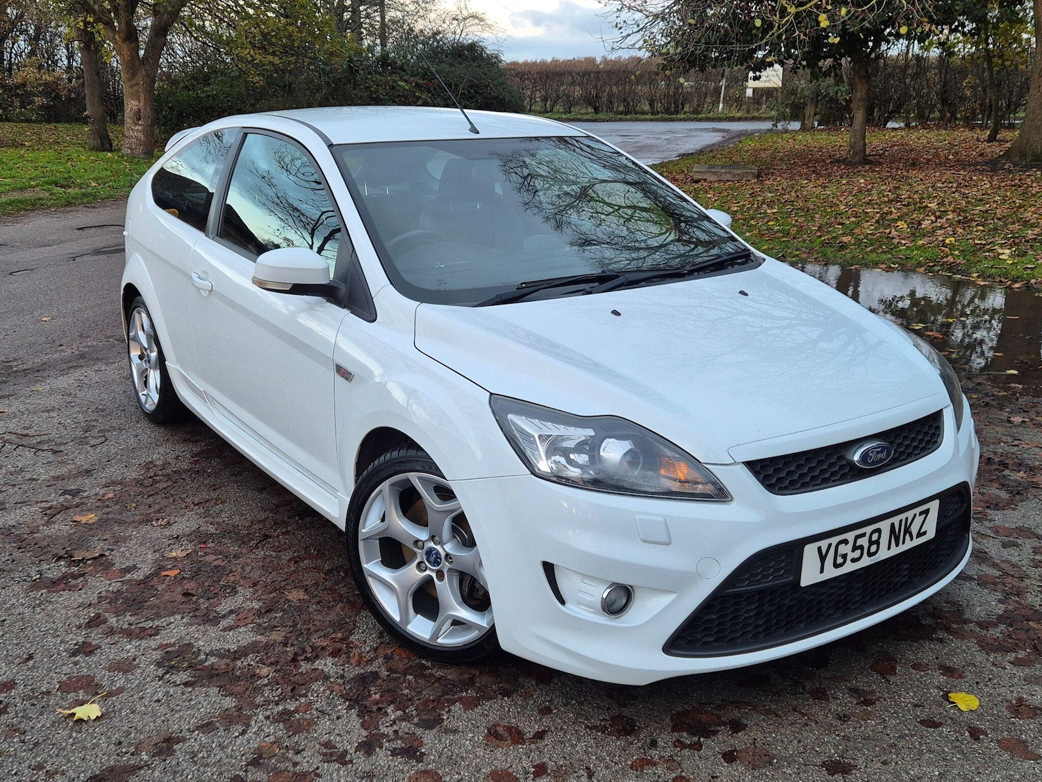 Used Ford Focus for sale - 76727520: Photo 2