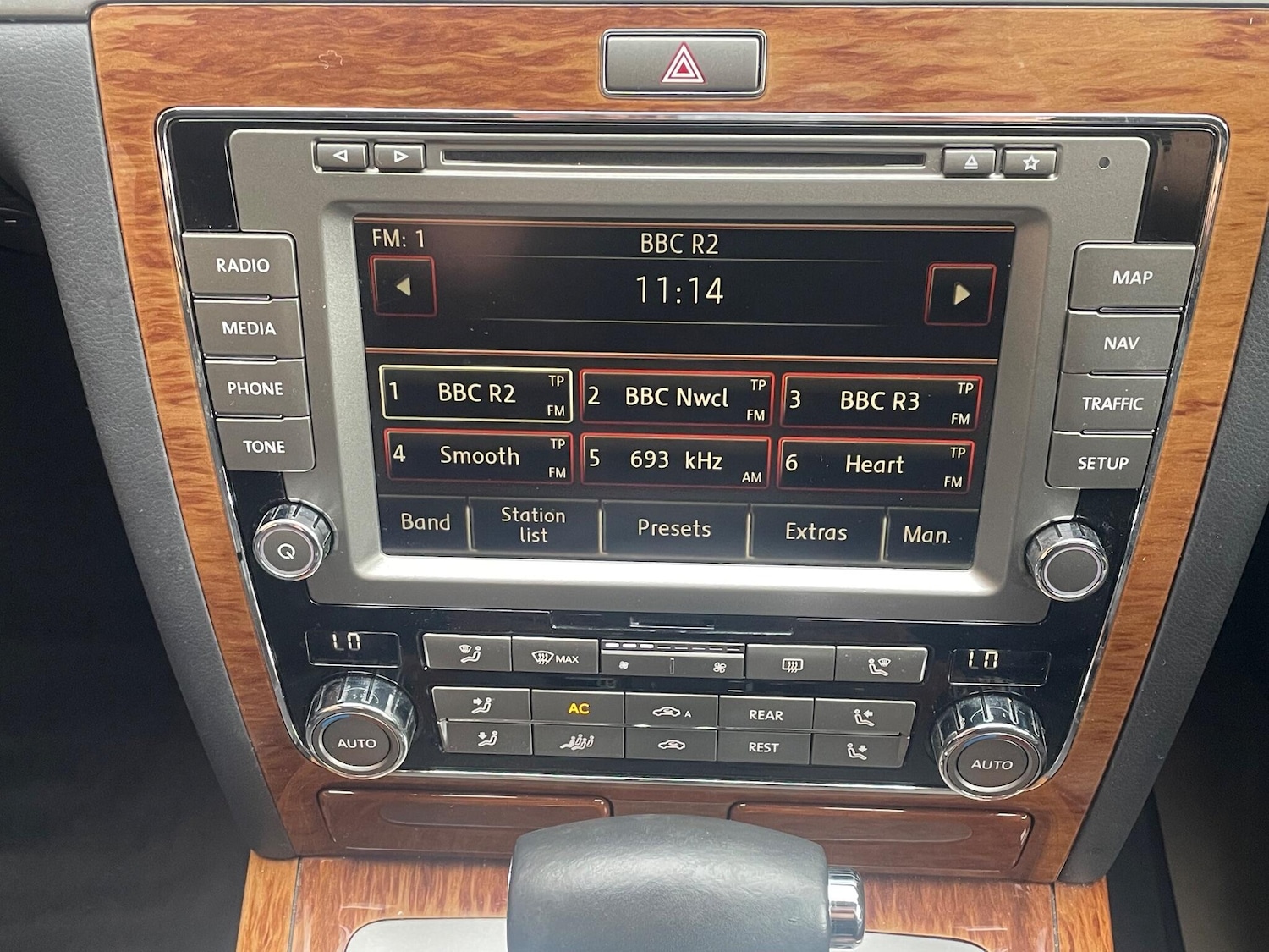 Used Volkswagen Phaeton for sale - 77238545: Photo 14