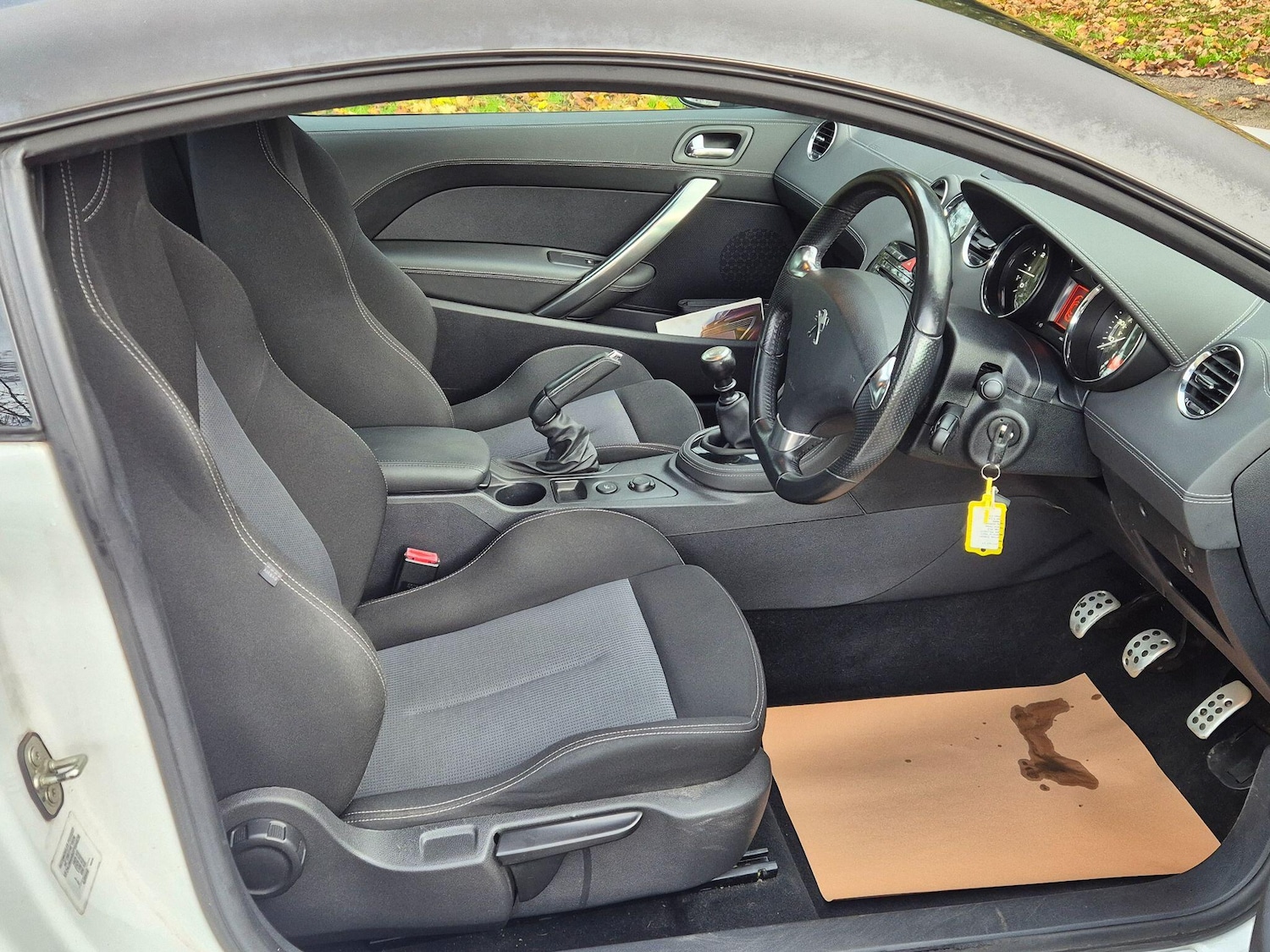 Used Peugeot RCZ 2013 for sale - 76283543: Photo 6