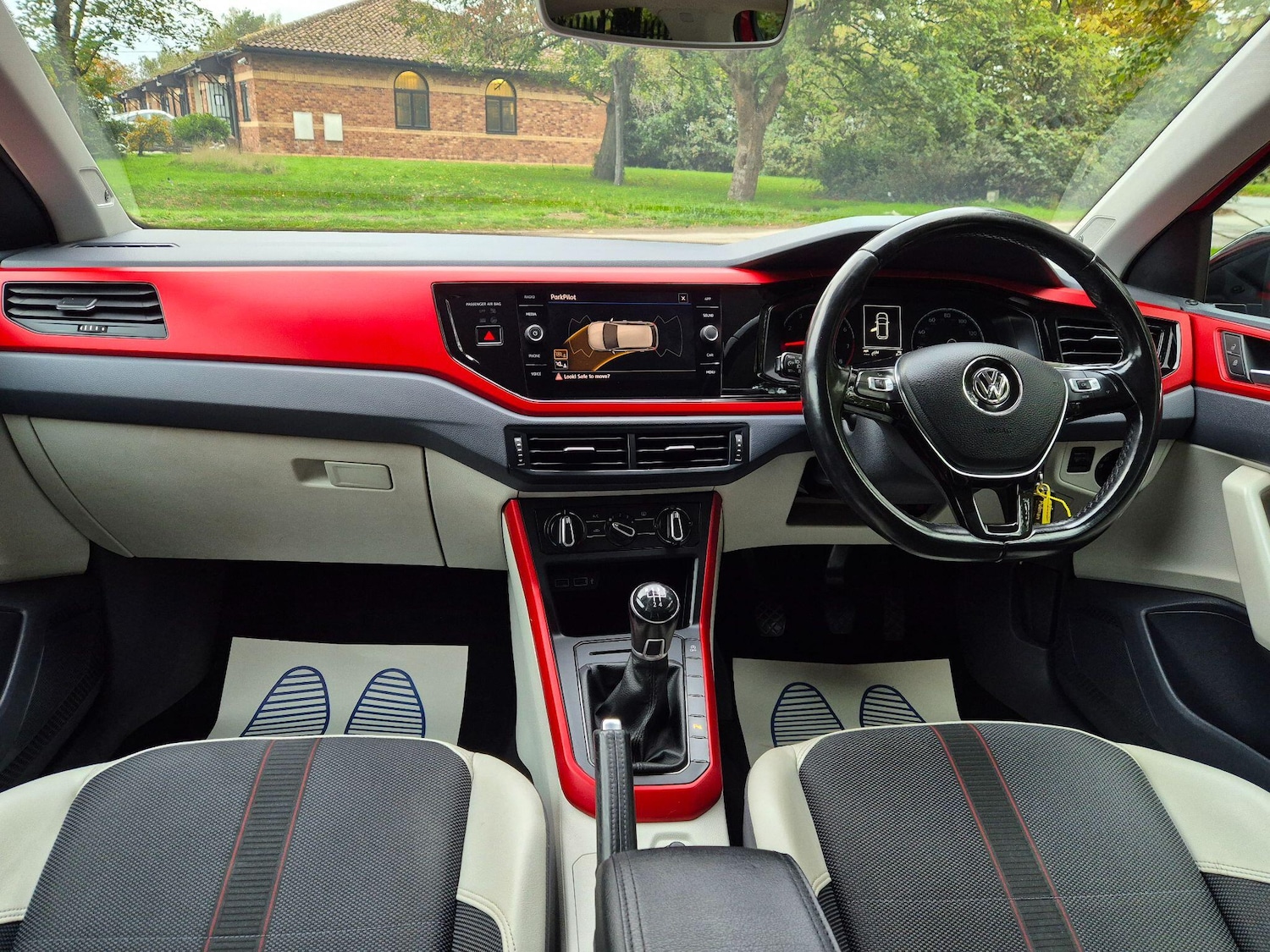 Used Volkswagen Polo 2018 for sale - 76528116: Photo 17