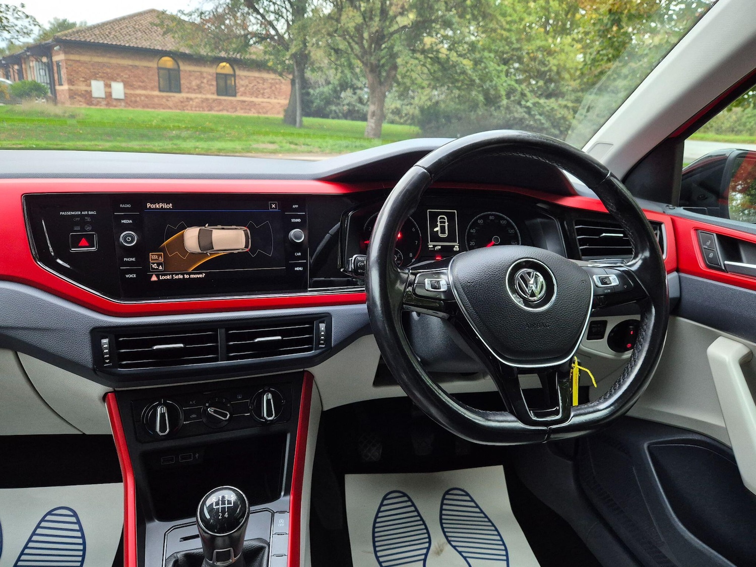 Used Volkswagen Polo 2018 for sale - 76528116: Photo 19