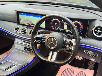 Used Mercedes-Benz E Class 2020 for sale - 76994300: Photo