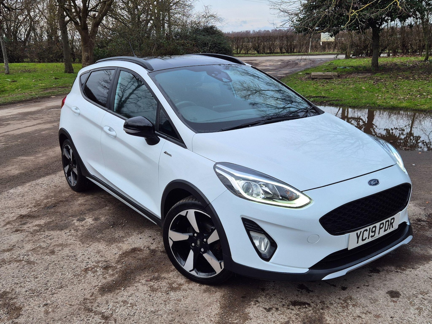 Used Ford Fiesta 2019 for sale - 77598904: Photo 2