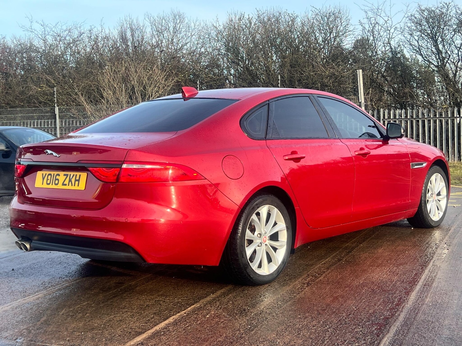 Used Jaguar XF 2016 for sale - 77190560: Photo 4