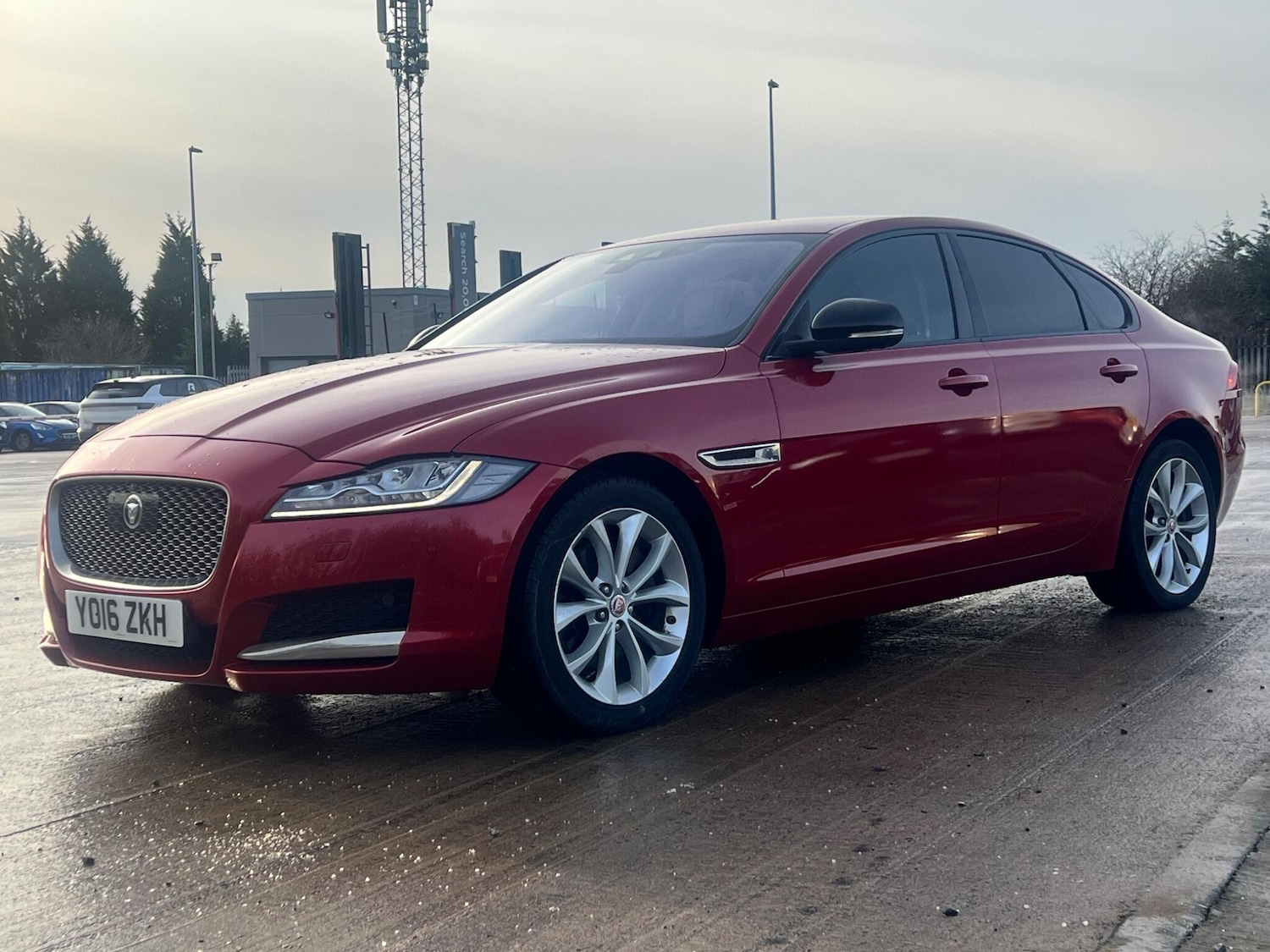 Used Jaguar XF 2016 for sale - 77190560: Photo 6
