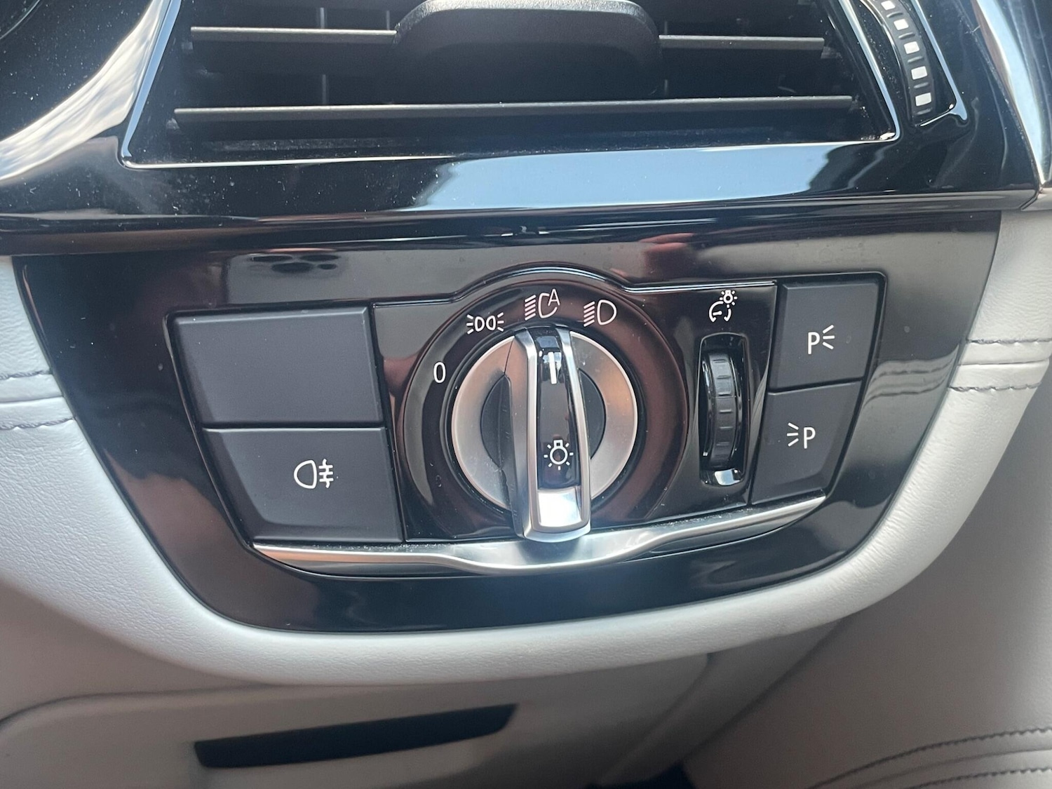 Used BMW M5 2019 for sale - 76987790: Photo 25