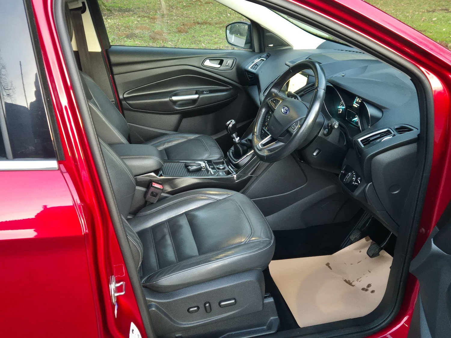 Used Ford Kuga 2018 for sale - 77191108: Photo 3