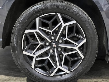 Used Hyundai TUCSON 2022 for sale - 76020374: Photo 4
