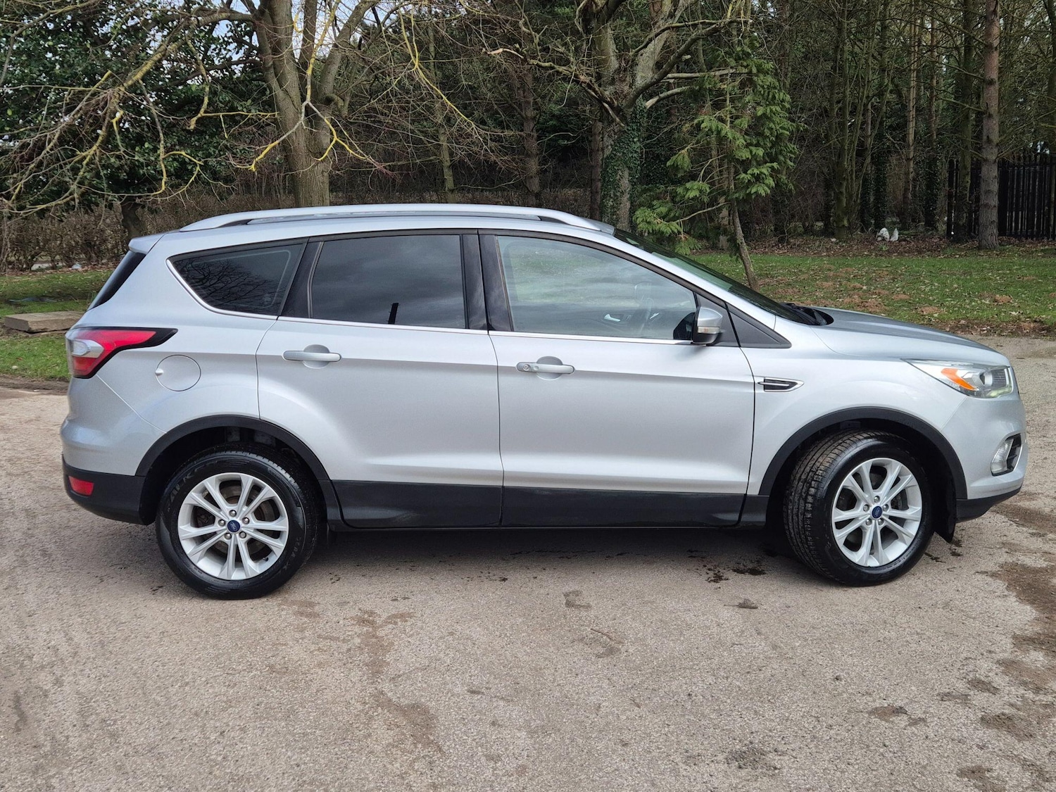 Used Ford Kuga 2017 for sale - 77646710: Photo 4