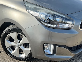 Used Kia Carens 2016 for sale - 78922753: Photo