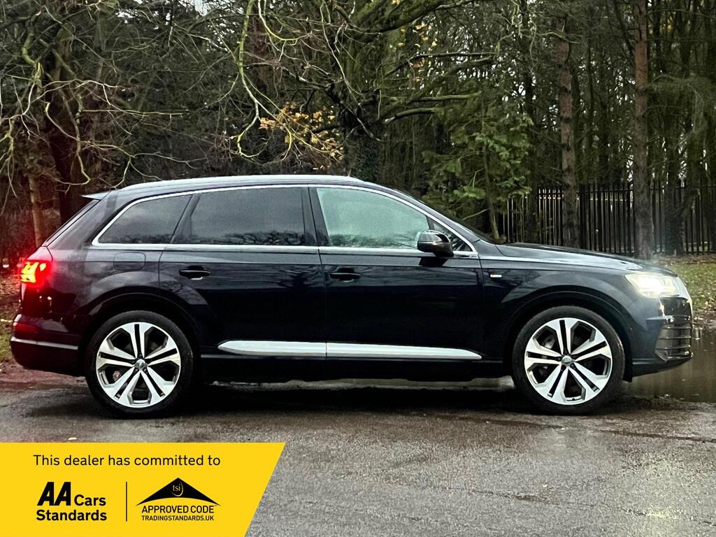 Used Audi Q7 2018 for sale - 77216023: Photo 2
