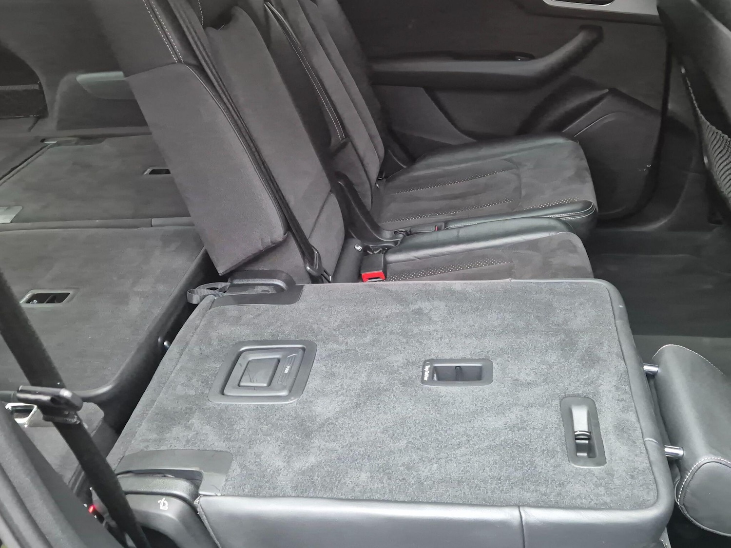 Used Audi Q7 2018 for sale - 77216023: Photo 37