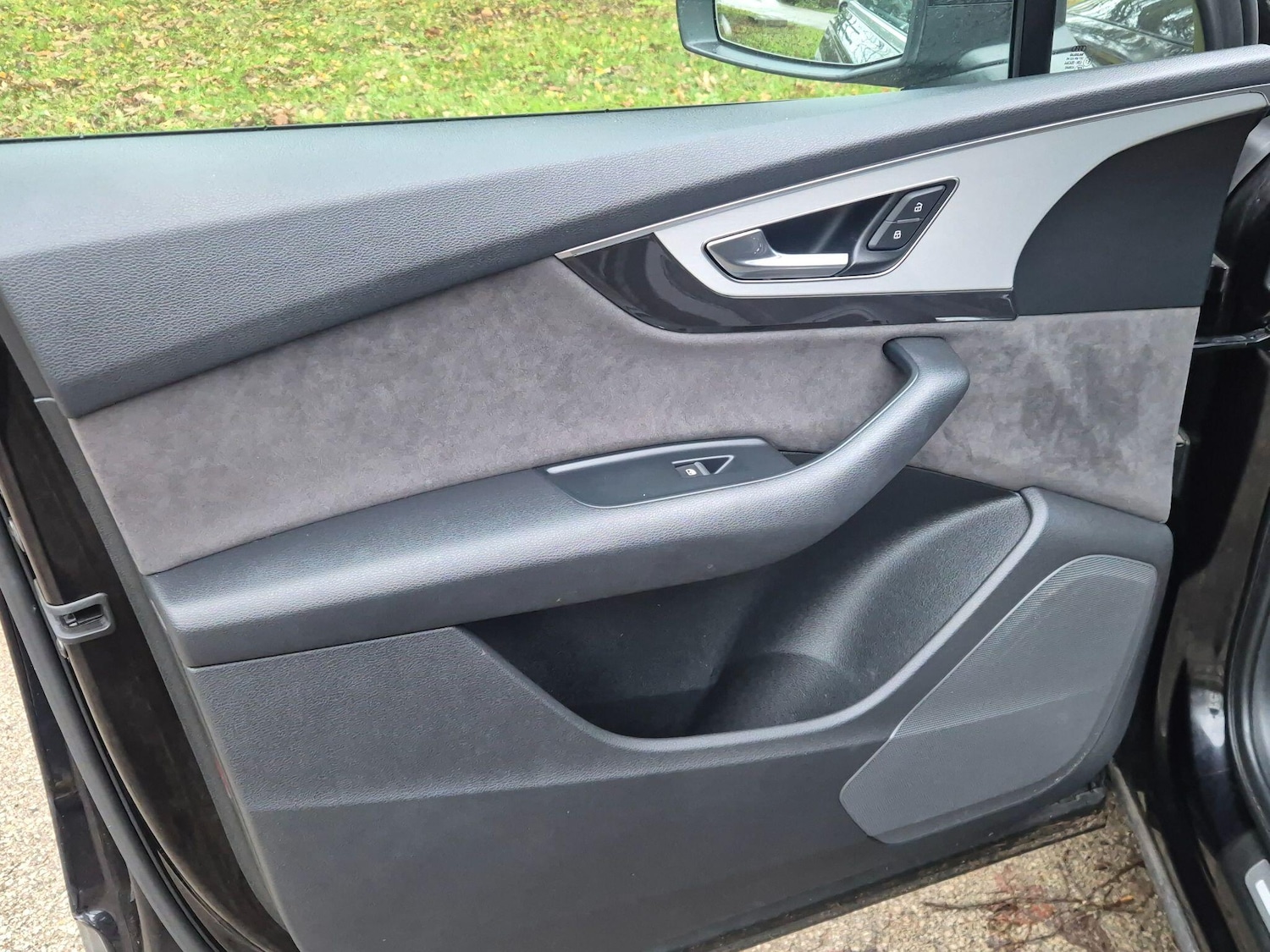 Used Audi Q7 2018 for sale - 77216023: Photo 40