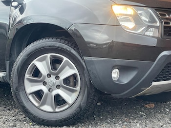 Used Dacia Duster 2016 for sale - 77670291: Photo