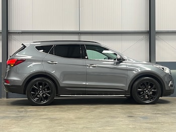 Used Hyundai Santa Fe 2017 for sale - 75669825: Photo