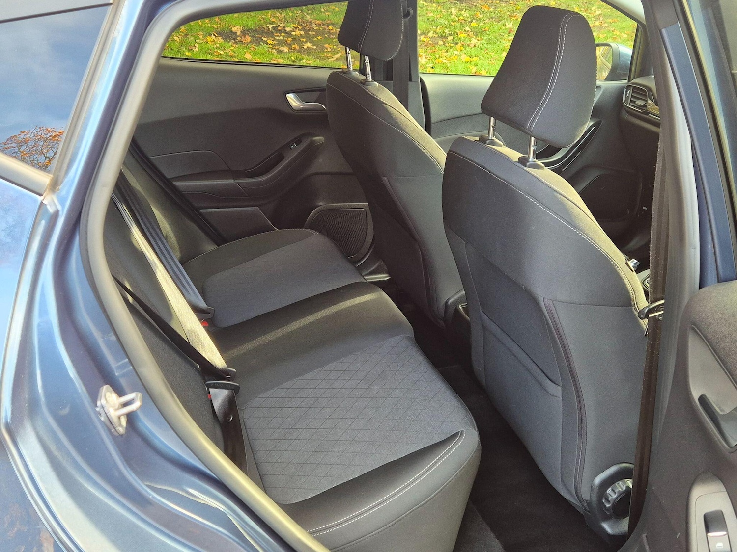 Used Ford Fiesta 2019 for sale - 76511926: Photo 4