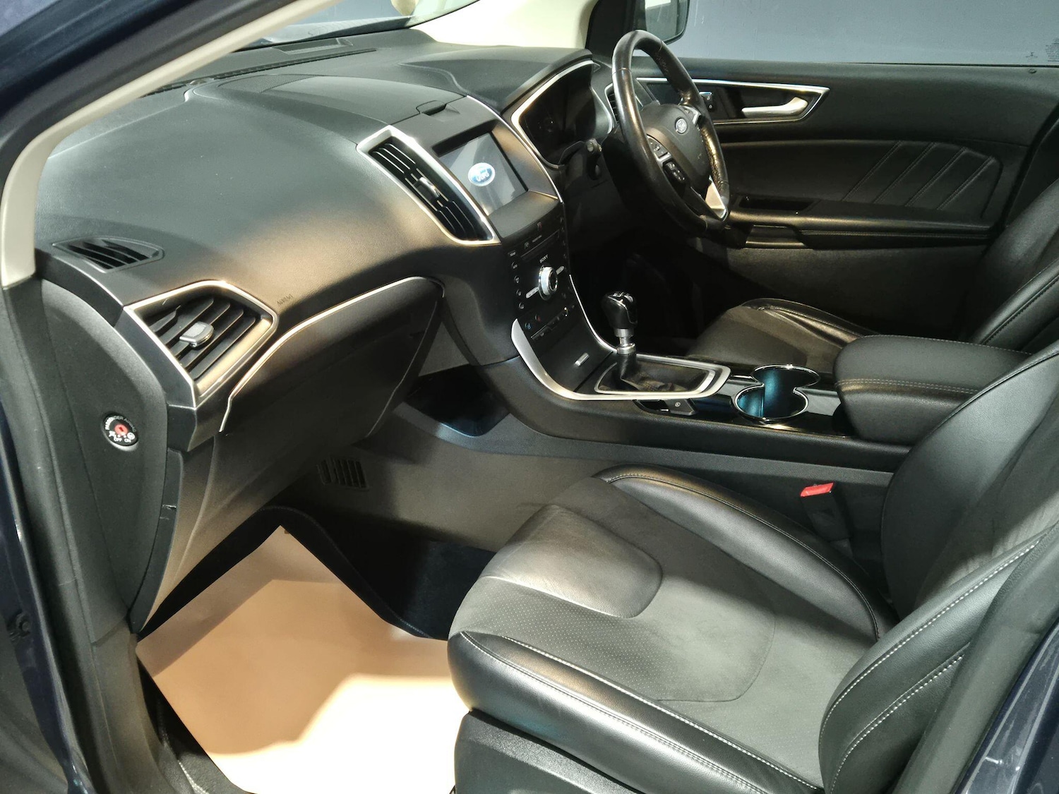 Used Ford Edge 2018 for sale - 77637937: Photo 32