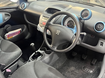 Used Peugeot 107 2010 for sale - 78057846: Photo