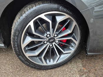 Used Ford Focus 2023 for sale - 77040108: Photo