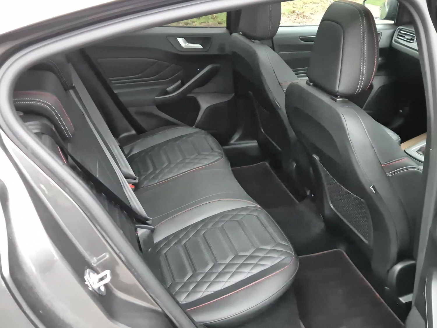 Used Ford Focus 2023 for sale - 77040108: Photo 6