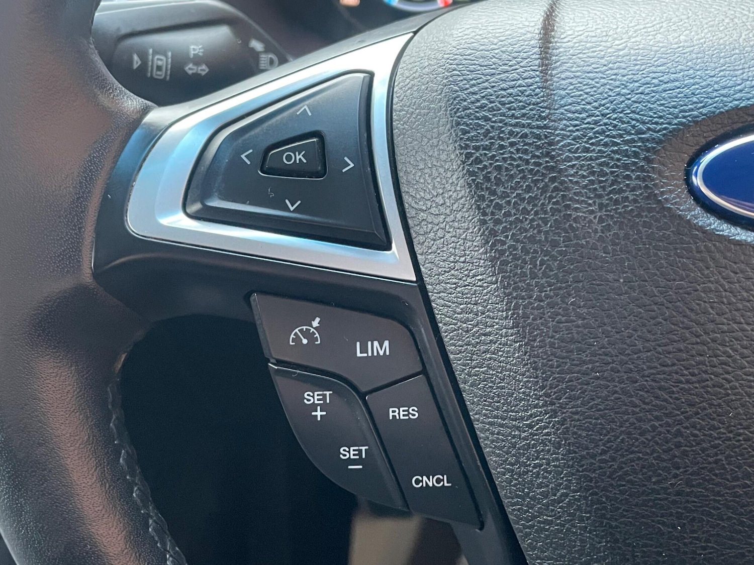 Used Ford Edge 2017 for sale - 78100875: Photo 31