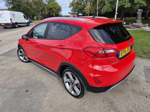 Used Ford Fiesta 2018 for sale - 76215691: Photo 8