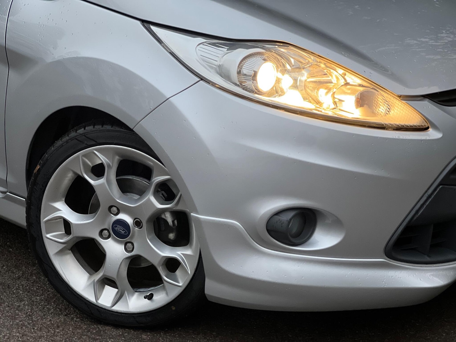 Used Ford Fiesta 2011 for sale - 76325891: Photo 16