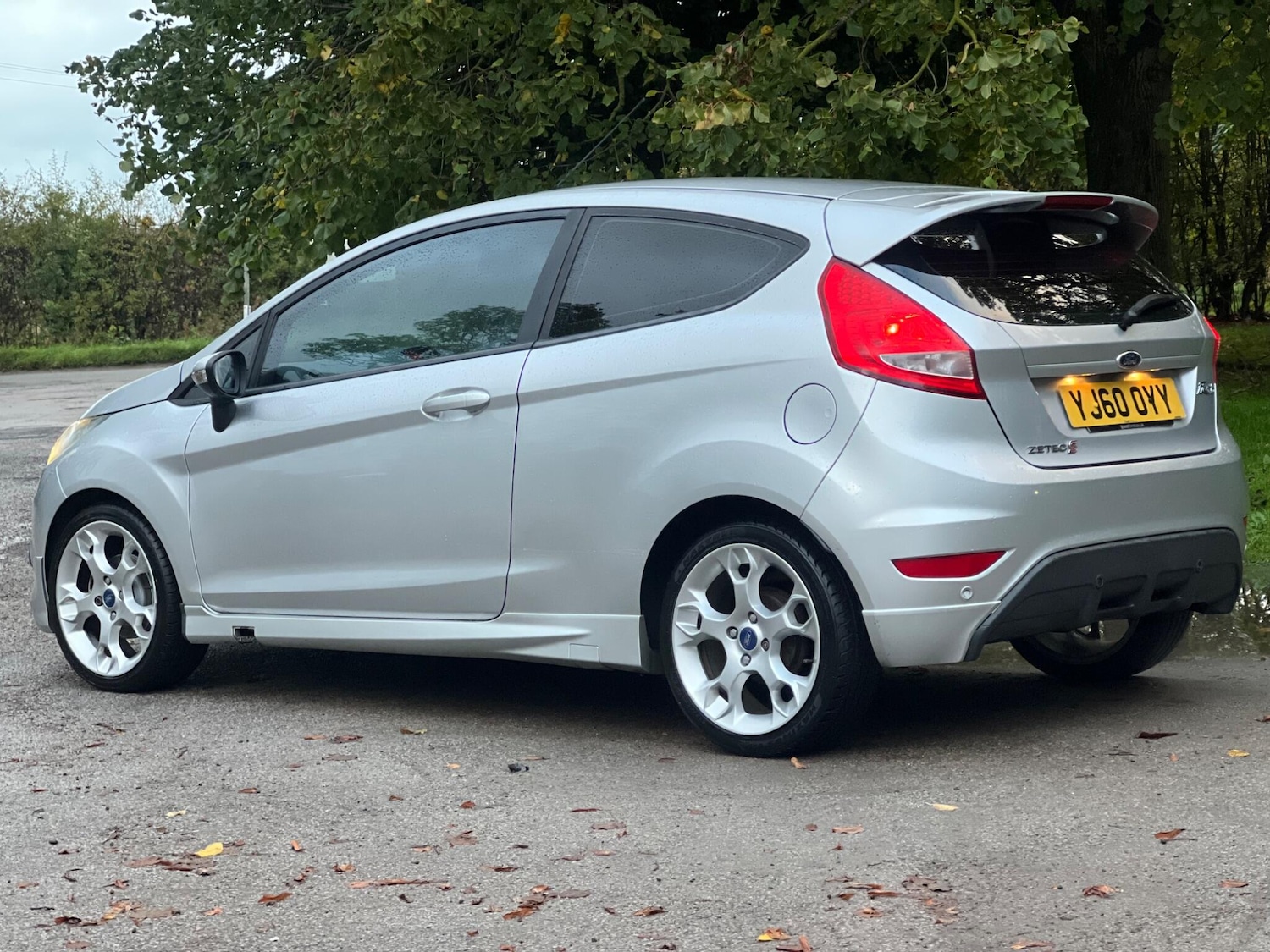 Used Ford Fiesta 2011 for sale - 76325891: Photo 4