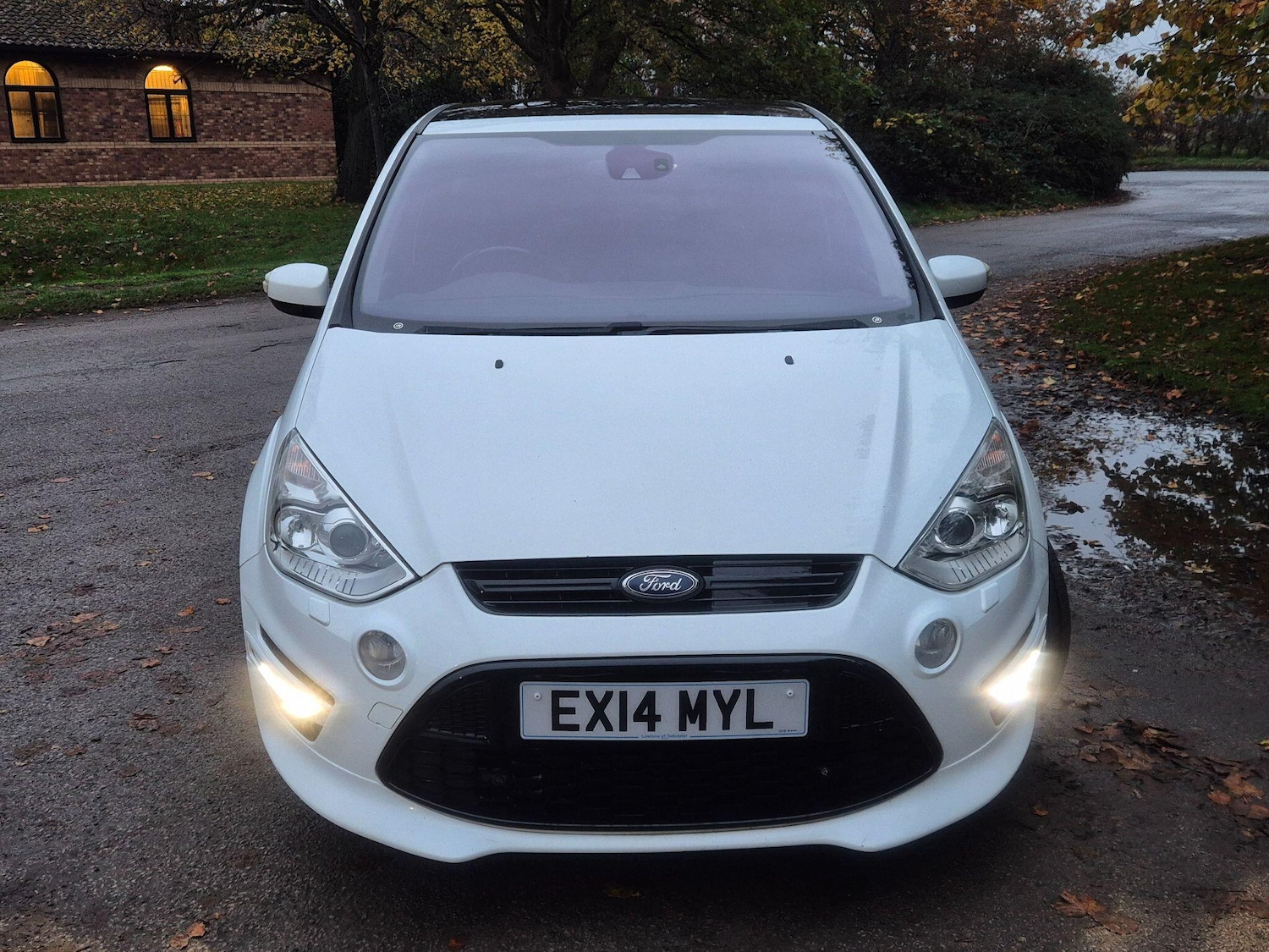 Used Ford S-Max 2014 for sale - 76513471: Photo 11